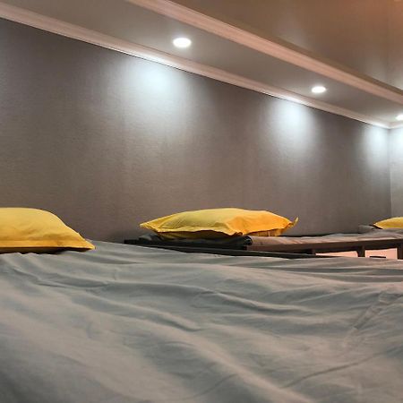 Flow Hostel Biszkek Zewnętrze zdjęcie